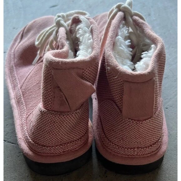 UGG WOMEN’S 1119597 Neumal boots Lace Red White Women’s Sz 7 Boots Booties - Picture 6 of 13